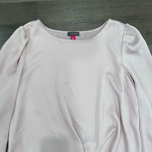 Vince camuto light pink high low blouse